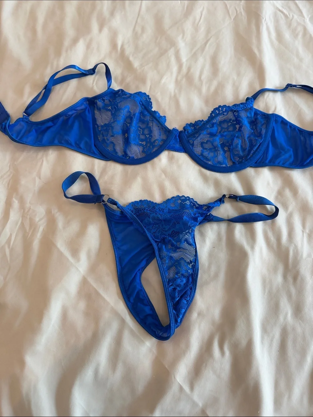 Blue Lace Underwire Bra & Matching Thong Set - Women's Intimates